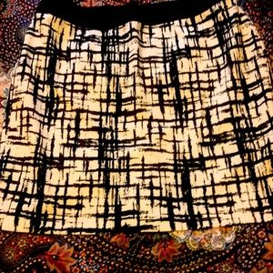 New  work casual Black and white skirt